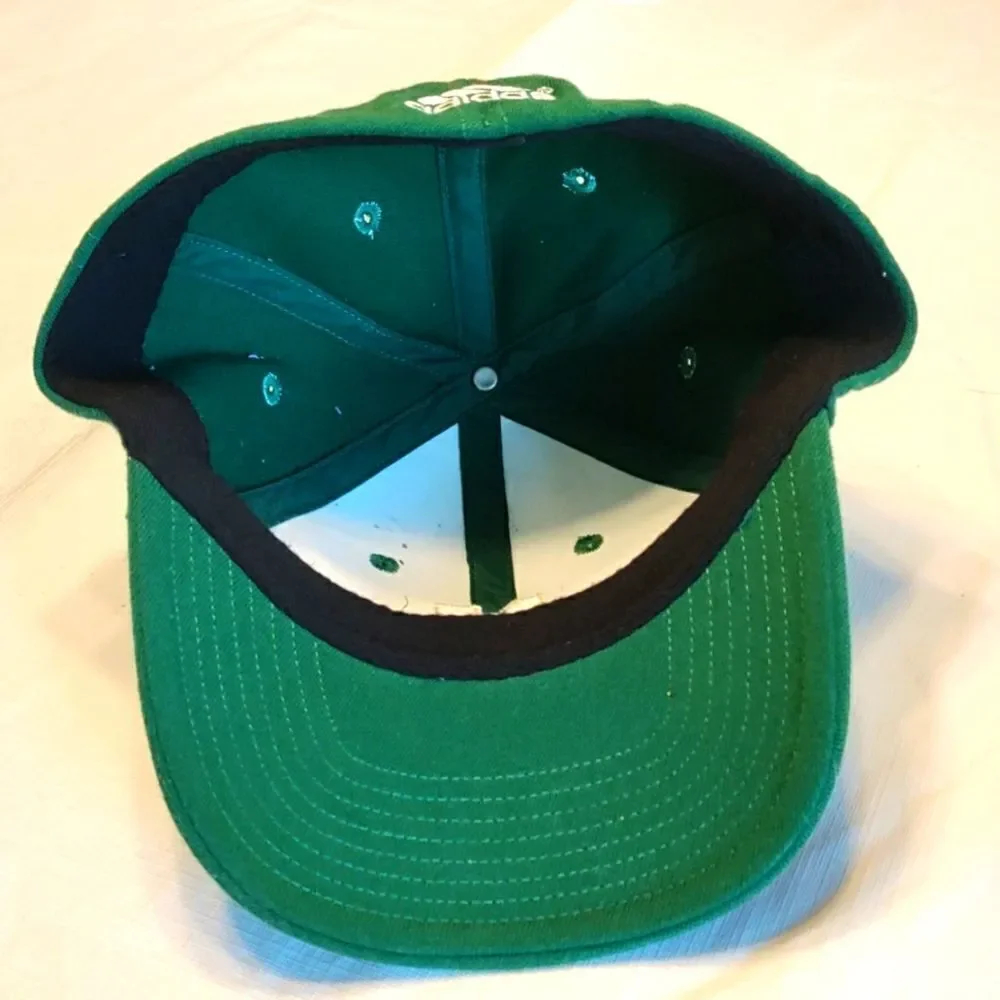 Notre Dame Fitted Hat - Picture 4 of 6